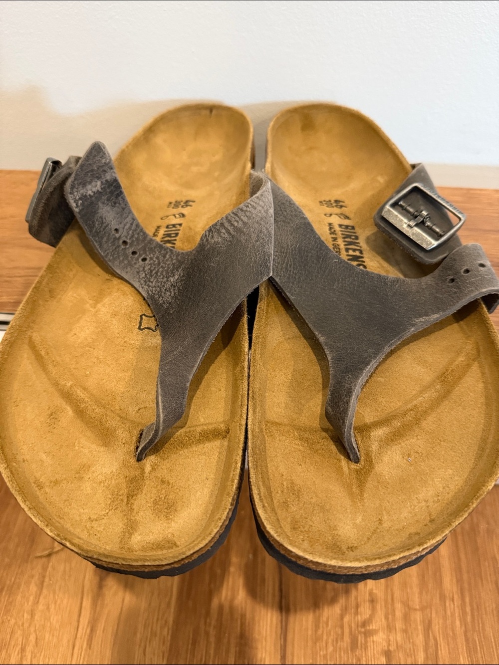 Birkenstock Men's Como Sandals, Camberra Iron, Black, Tan, 13 Medium US - Picture 2 of 5